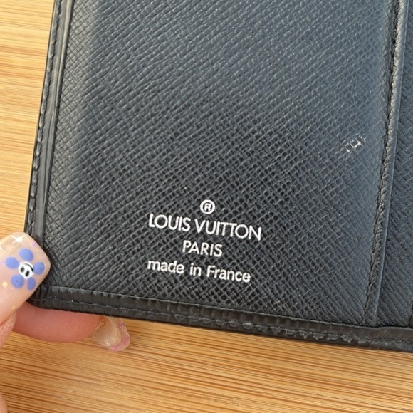 Louis Vuitton Vintage Black Epi Leather Wallet Silver Tone Kiss Lock Luxury - Picture 13 of 16